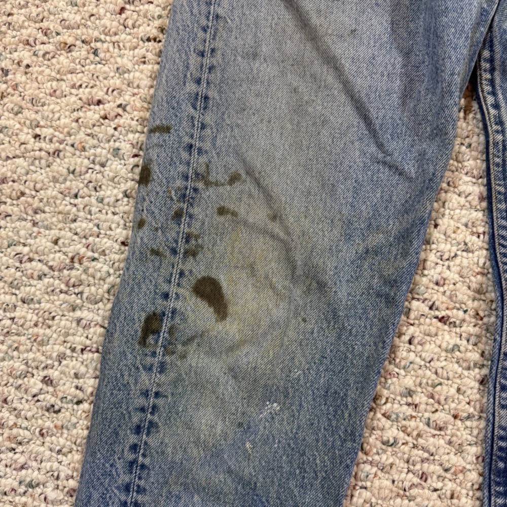 Vintage Levis 505 Jeans Mens 32x32 Distressed Stained Workwear Denim Straight - Picture 3 of 16